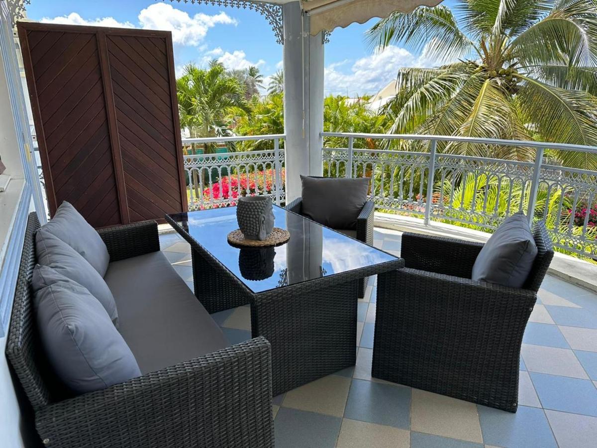 Grand Studio Zen Idealement Situe A Saint-Francois Avec Piscine Et Terrasse Dış mekan fotoğraf